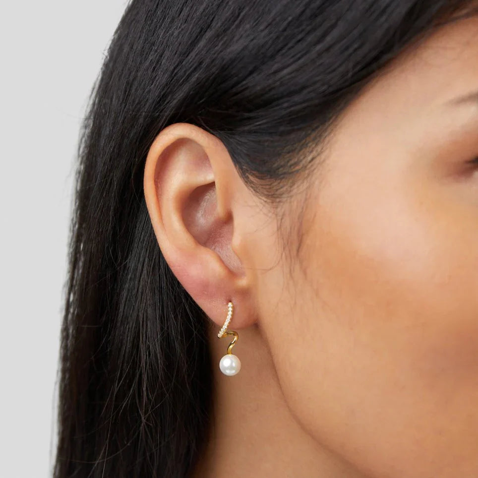 Pearl Wave Earring